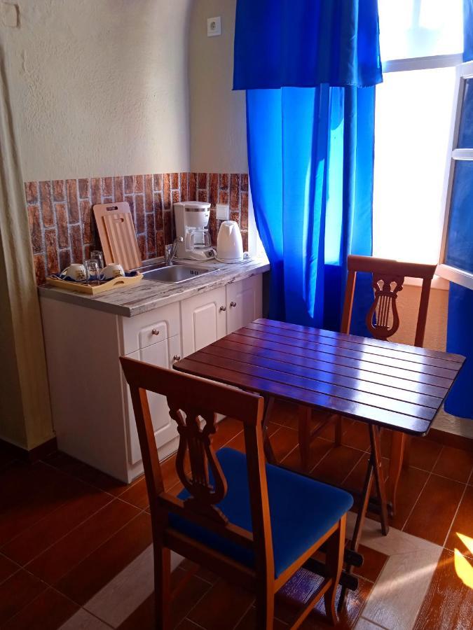 Loukas Kontos Traditional House Emborió Kültér fotó