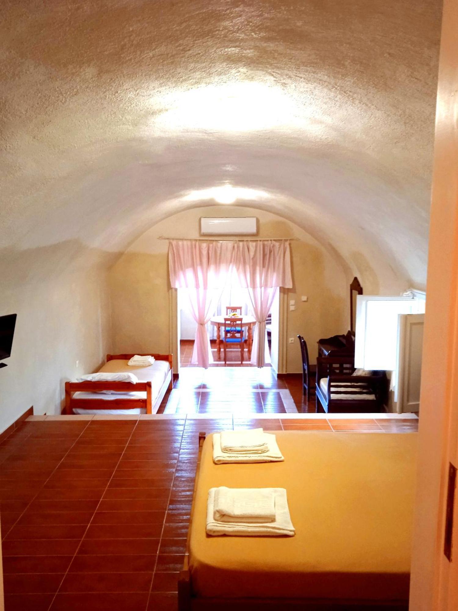 Loukas Kontos Traditional House Emborió Kültér fotó