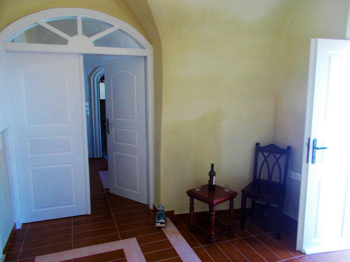 Loukas Kontos Traditional House Emborió Kültér fotó